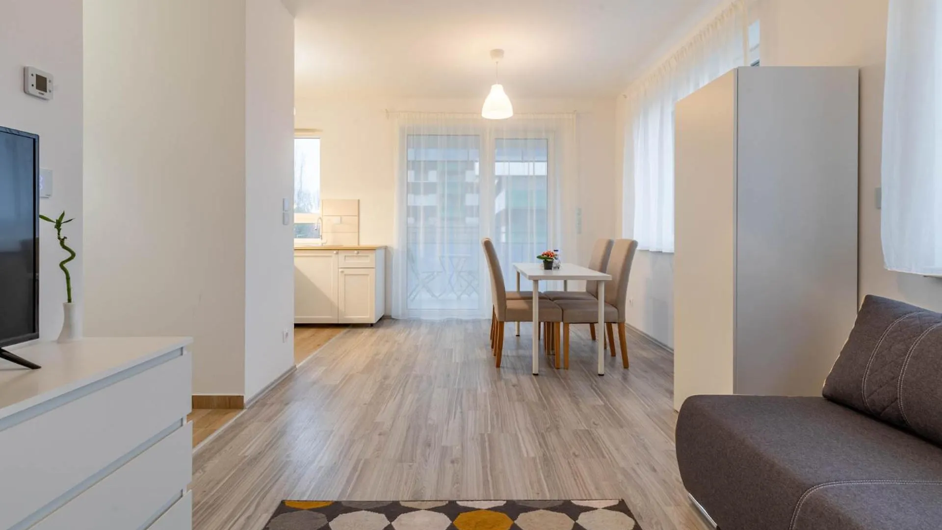 Blue River Apartment With Sauna&Gym And Parking 부다페스트 0*,
